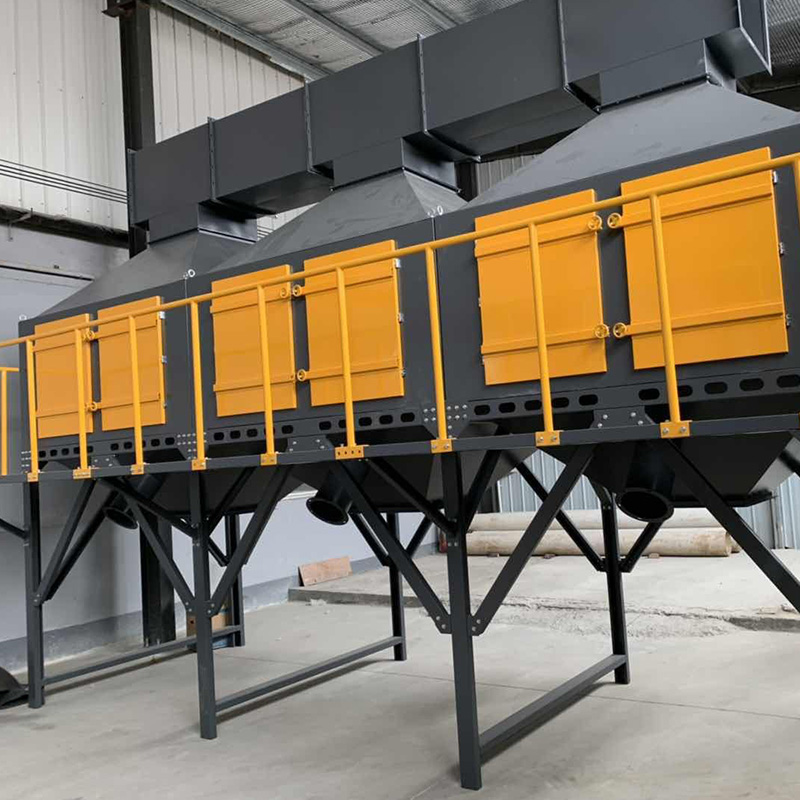 Catalytic combustion device